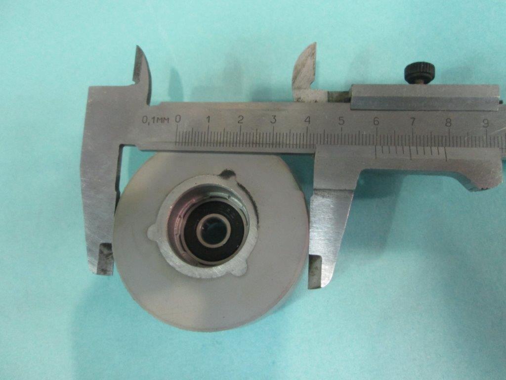 Ролик прижимной балки