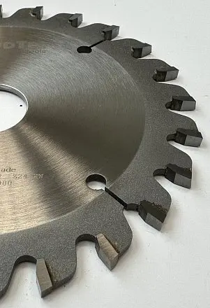 Подрезная коническая пила WoodTec для форматно-раскроечных станков Ø120 х 22 х 3,1-4,3 Z = 24 KON
