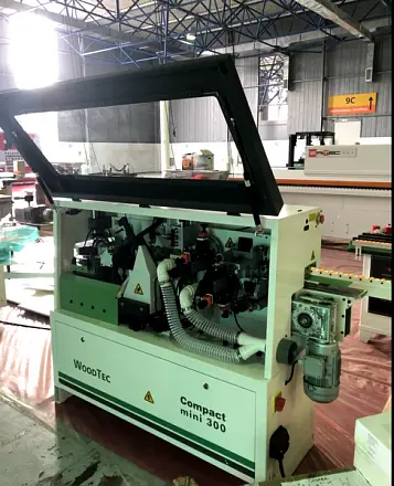 Автоматический кромкооблицовочный станок WoodTec Compact mini 300