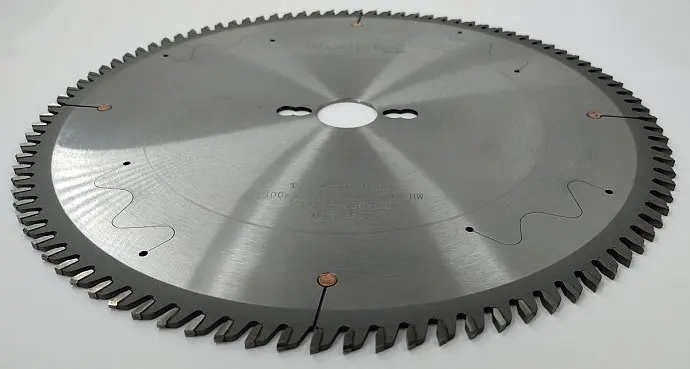 Основная пила WoodTec для форматно-раскроечных станков Ø300 х 30 х 3,2 / 2,2 Z = 96 FZ/TR