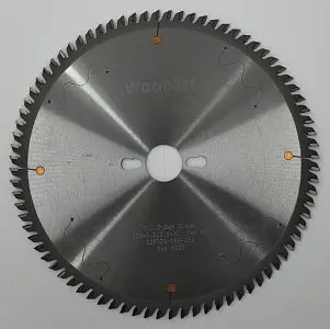 Основная пила WoodTec для форматно-раскроечных станков Ø250 х 30 x 3,2 / 2,2 Z = 80 FZ/TR