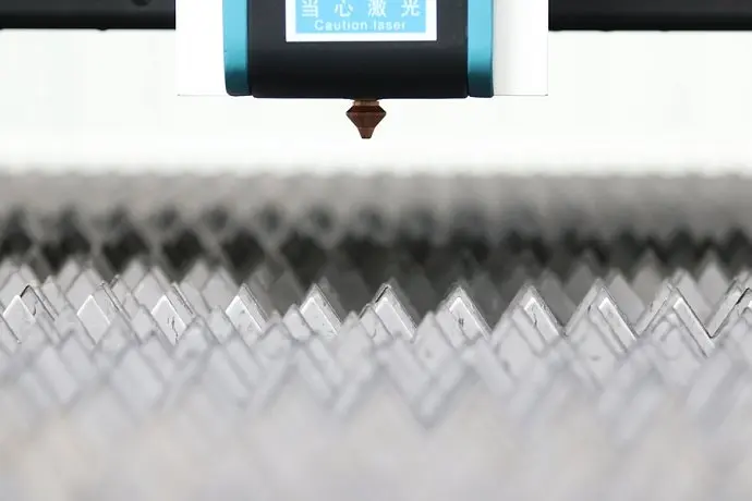 Оптоволоконный лазерный станок для резки металла MetalTec 1530 B (RECI-1000 W)