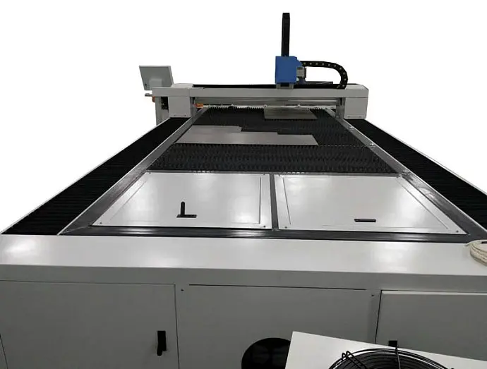 Оптоволоконный лазерный станок для резки металла MetalTec 1530 (1500W)