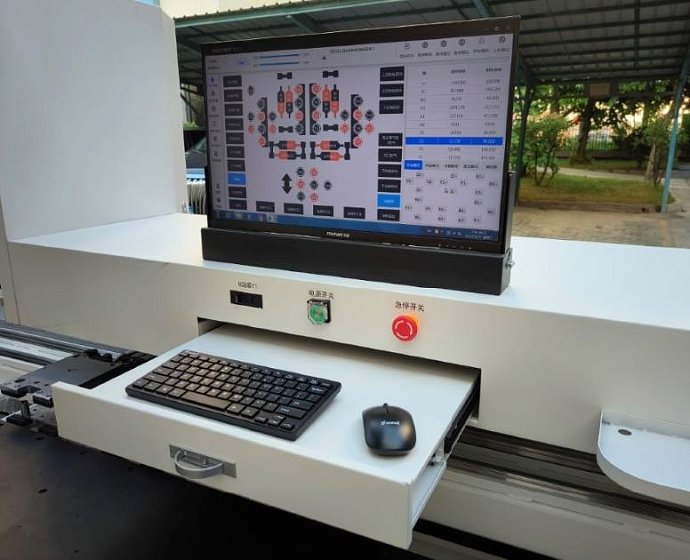 Автоматический сверлильно-присадочный станок с ЧПУ WoodTec HBM 611K C