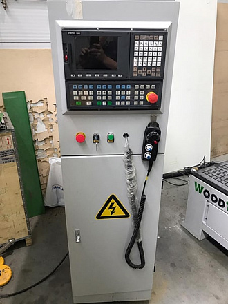 Фрезерно-гравировальный станок с ЧПУ WoodTec VA 2030 4-axis