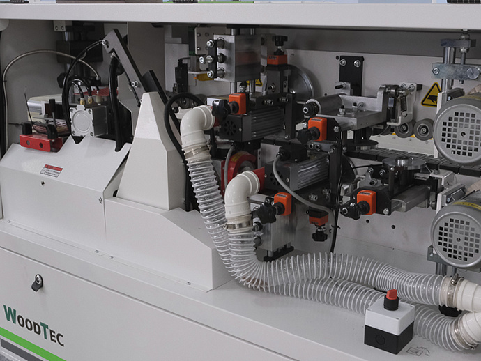 Автоматический кромкооблицовочный станок WoodTec Compact mini 400