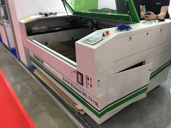 Лазерно-гравировальный станок с ЧПУ WoodTec LaserStream WL U 1510L