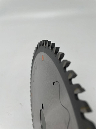 Основная пила WoodTec для форматно-раскроечных станков Ø200 х 30 x 3,2 / 2,2 Z = 64 FZ/TR